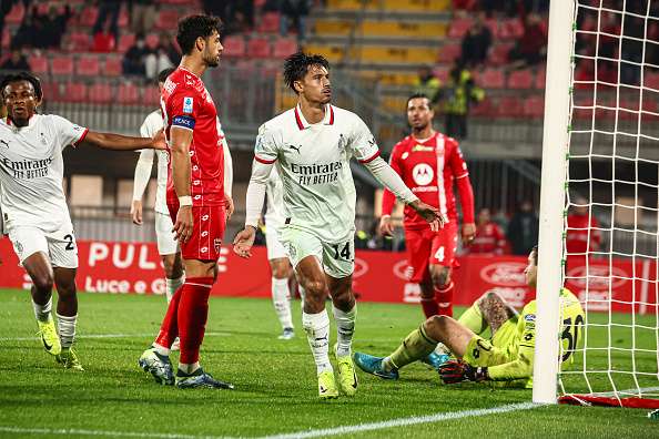 تيجاني ريجنديرز