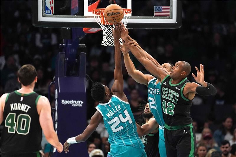 من مباراة بوسطن سيلتكس وتشارلوت هورنتس