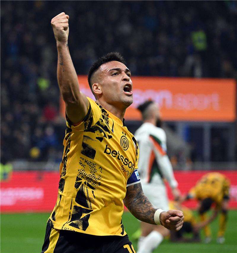 لاوتارو مارتينيز