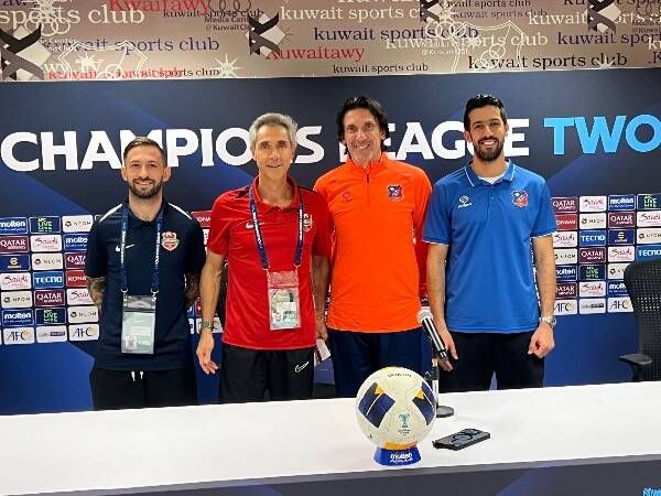 من المؤتمر الصحفي