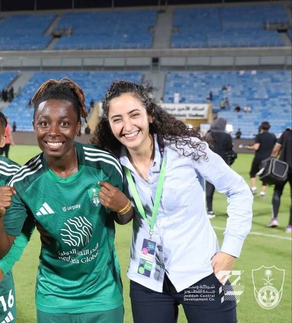 المدربة الأردنية منار فريج