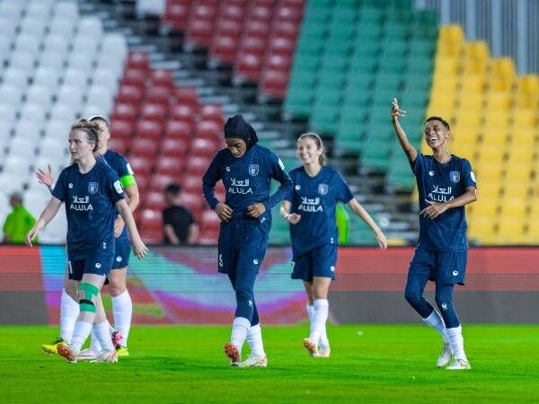 لاعبات العلا