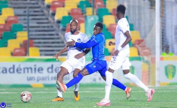 7C18C3AA-B0E4-4BDE-B5CF-777DCF393932