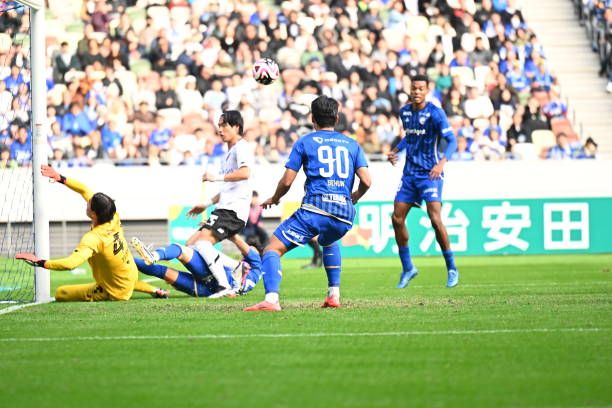 من مواجهة ماتشيدا زيلفيا واف سي طوكيو