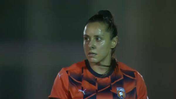 الباكستانية ماريا خان