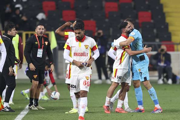 لاعبو جوزتبه