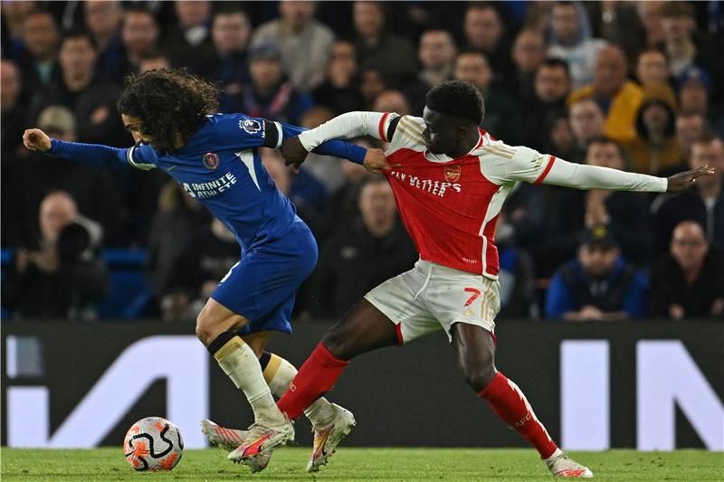 لقاء سابق بين الفريقين