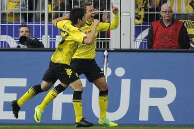 فرحة لاعبي دورتموند بالهدف الأول