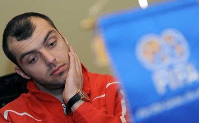  المهاجم المقدوني جوان بانديف لاعب نابولي الإيطالي