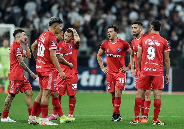 لاعبو أرجنتينوس جونيورز