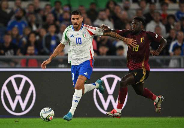 بلجيكا وإيطاليا