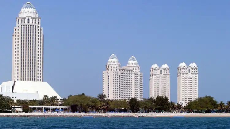 Doha''s%20Four%20Seasons%20hotel%20complex%20
