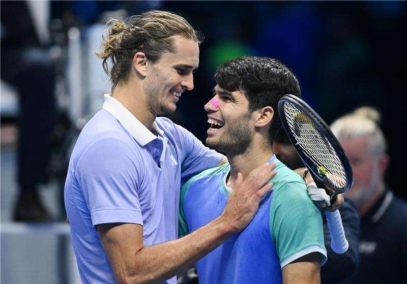 زفيريف والكاراز