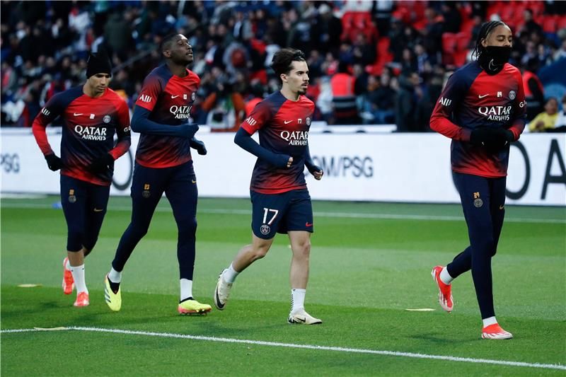 لاعبو باريس سان جيرمان