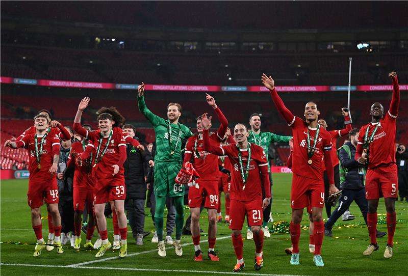 لاعبو ليفربول