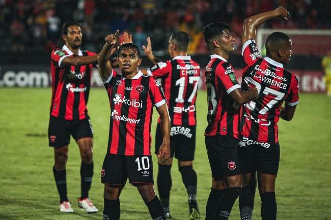 لاعبو ليجا ديبورتيبا ألاخويلينسي