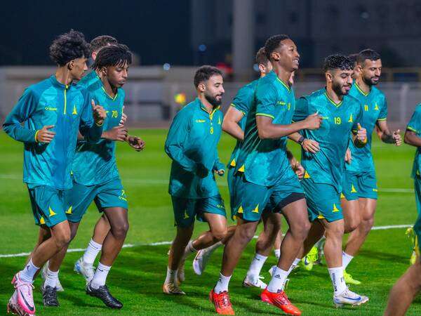 لاعبو الخليج