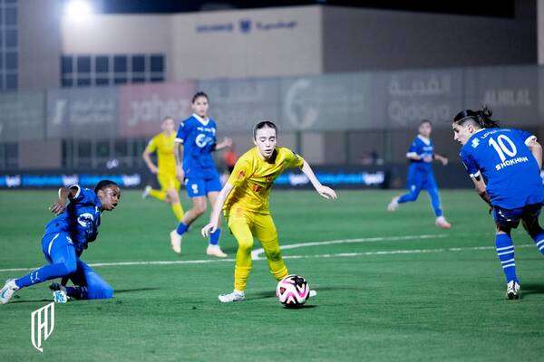 لقاء الهلال والقادسية