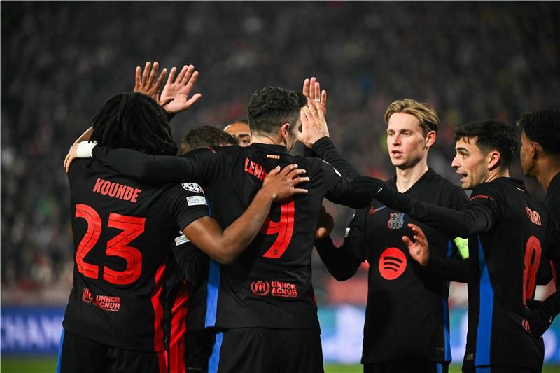 لاعبو برشلونة