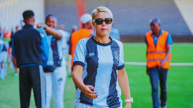 لمياء بومهدي