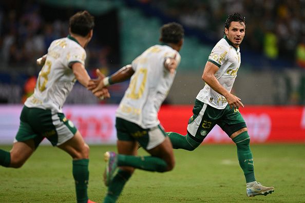 لاعبو بالميراس