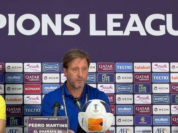 بيدرو مارتينيز