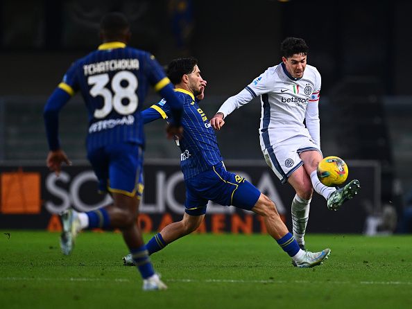 أليساندرو باستوني