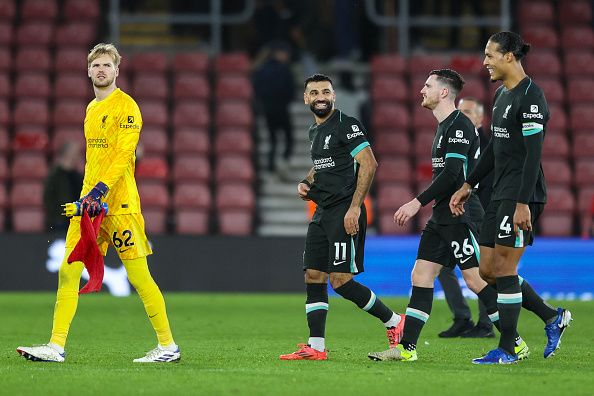 محمد صلاح وسط لاعبي ليفربول