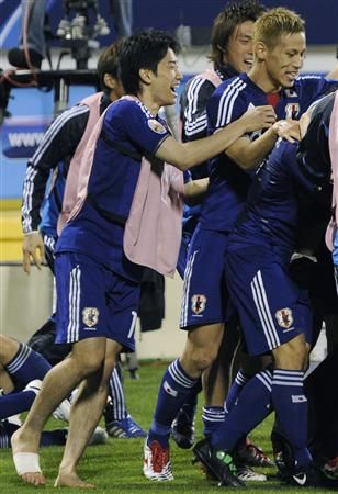 صورة تعود لشهر يناير الماضي عندما تعرض كاجاوا للإصابة 