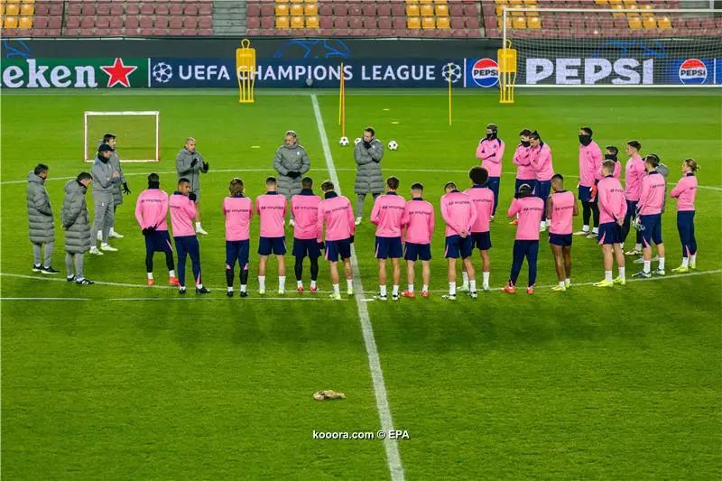 ?i=epa%2fsoccer%2f2024-11%2f2024-11-25%2f2024-11-25-11740272_epa