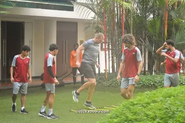 ?i=corr%2f545%2fkoo_545825