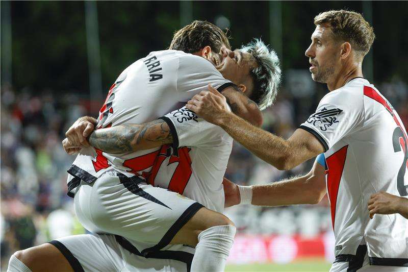 لاعبو رايو فاليكانو