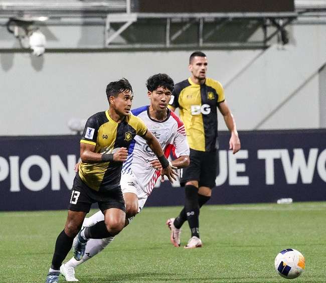 من مواجهة بانكوك وتامبينس