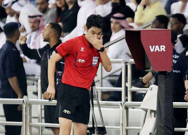 كيم يونج هيوك