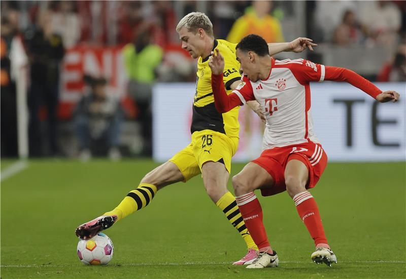 لقاء سابق بين الفريقين