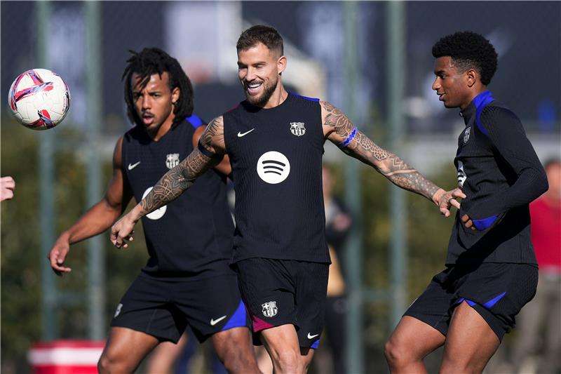 لاعبو برشلونة