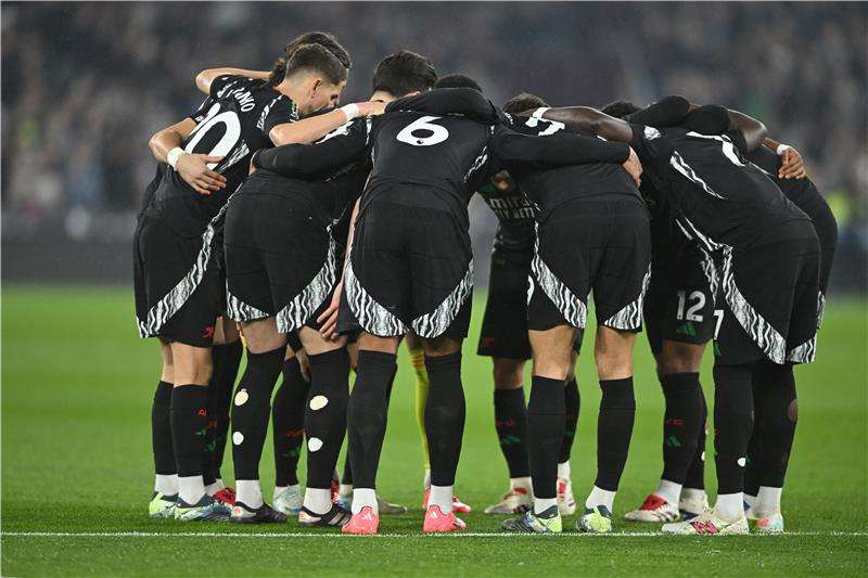 لاعبو آرسنال