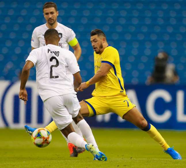 لقاء سابق بين الفريقين