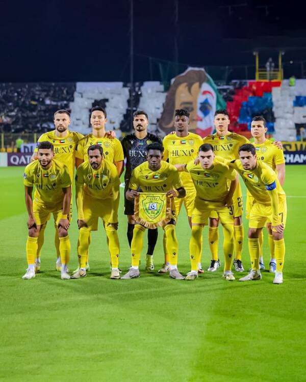 لاعبو الوصل