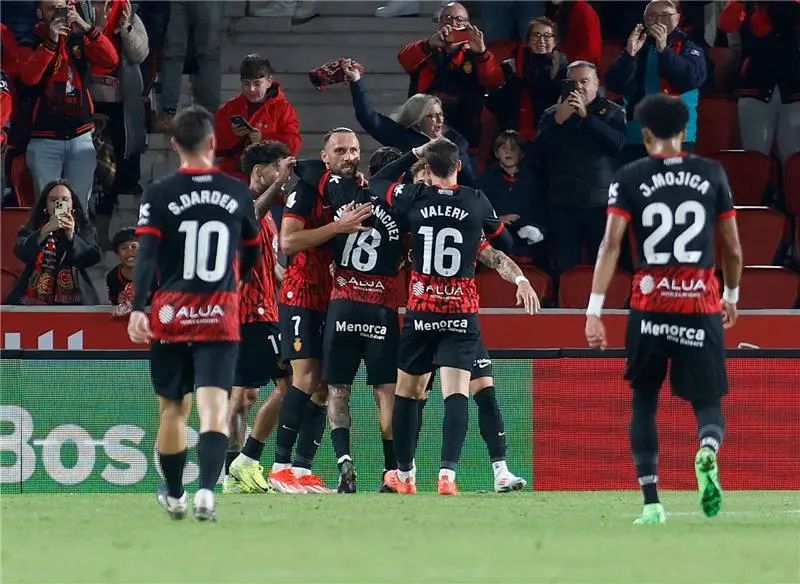 ?i=albums%2fmatches%2f2991375%2f20241203-afp_36p74cn_afp