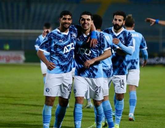 لاعبو بيراميدز