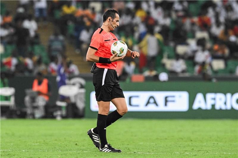 مصطفى غربال