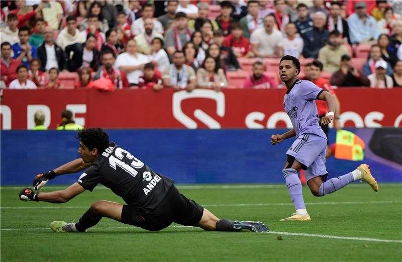 بونو أمام ريال مدريد