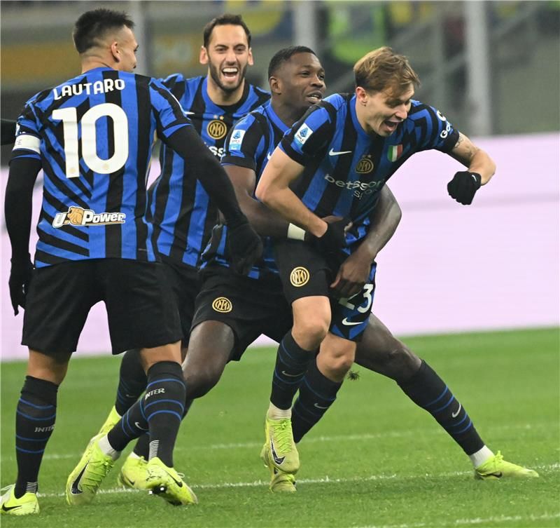 فرحة لاعبي ​​​​​​​إنتر ميلان