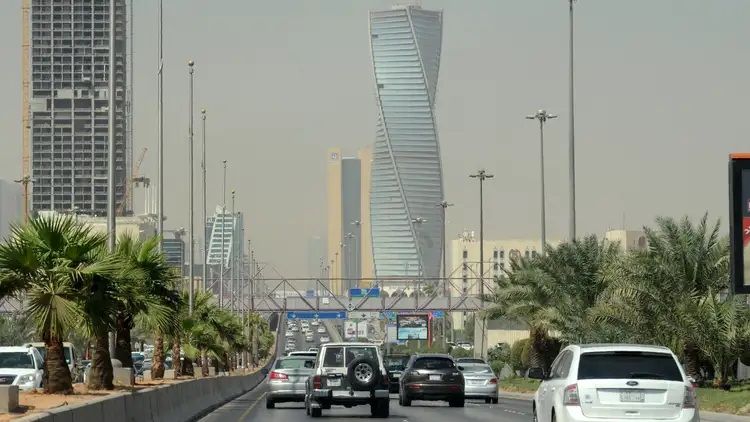 main%20street%20in%20the%20capital%20Riyadh
