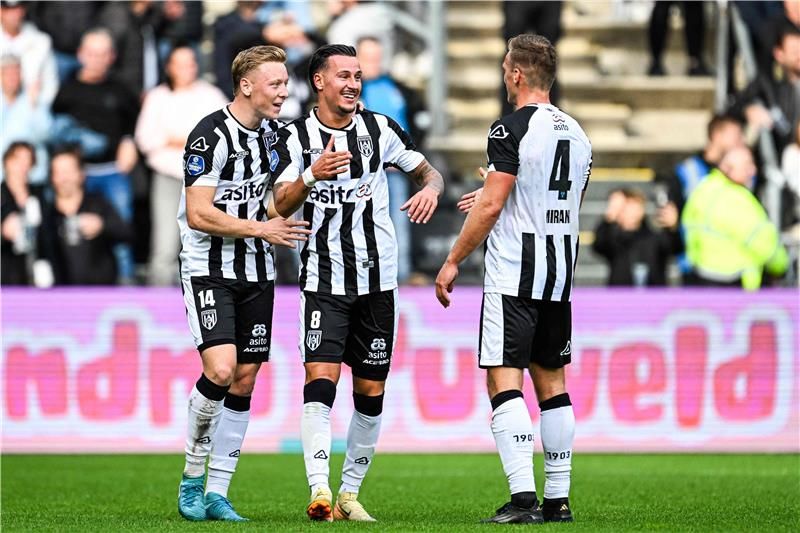 لاعبو هيراكليس