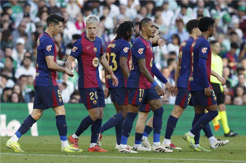 لاعبو برشلونة