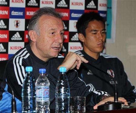 الإيطالي البيرتو زاكيرني في المؤتمر الصحفي