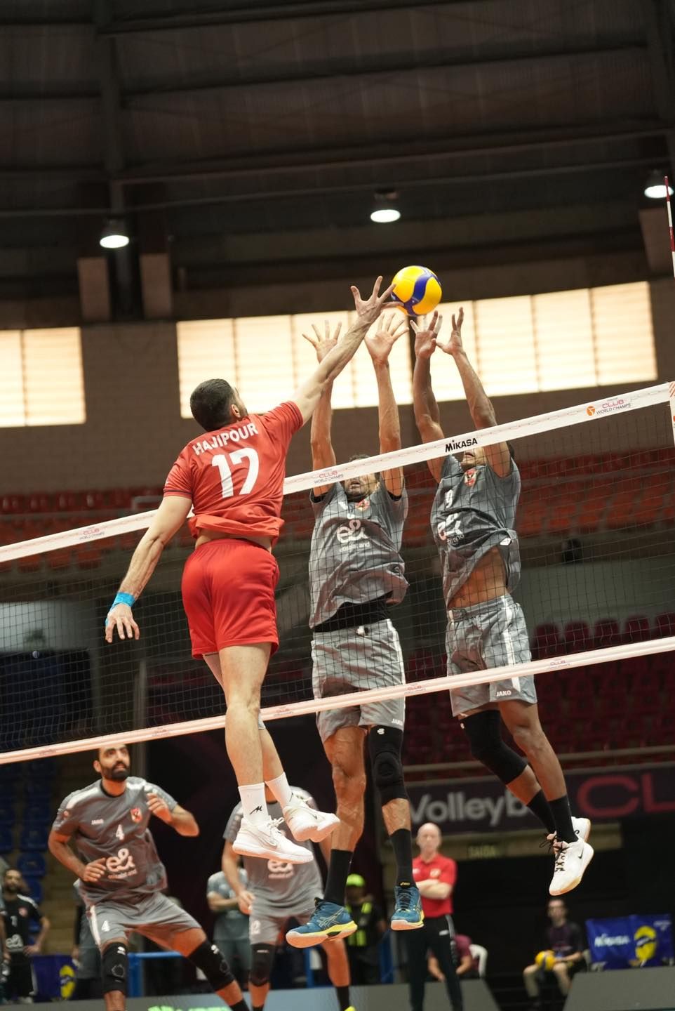 من المباراة