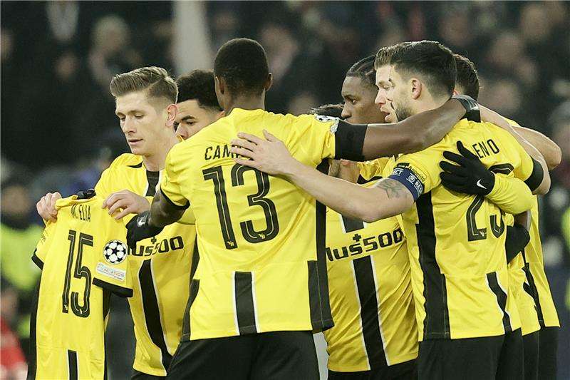 لاعبو يانج بويز